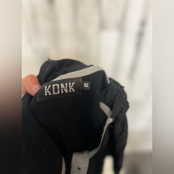 Sweatshirts  - Picture 5 of 6